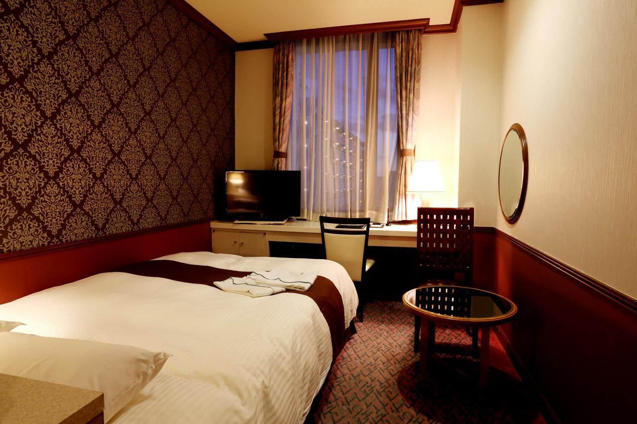 Hotel Sunlife Garden Hiratsuka Exterior foto