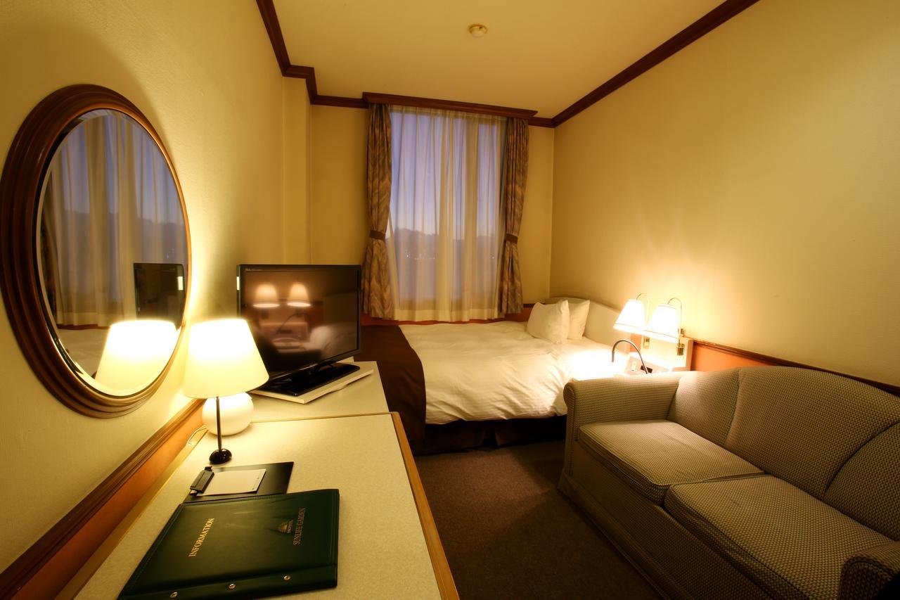 Hotel Sunlife Garden Hiratsuka Exterior foto